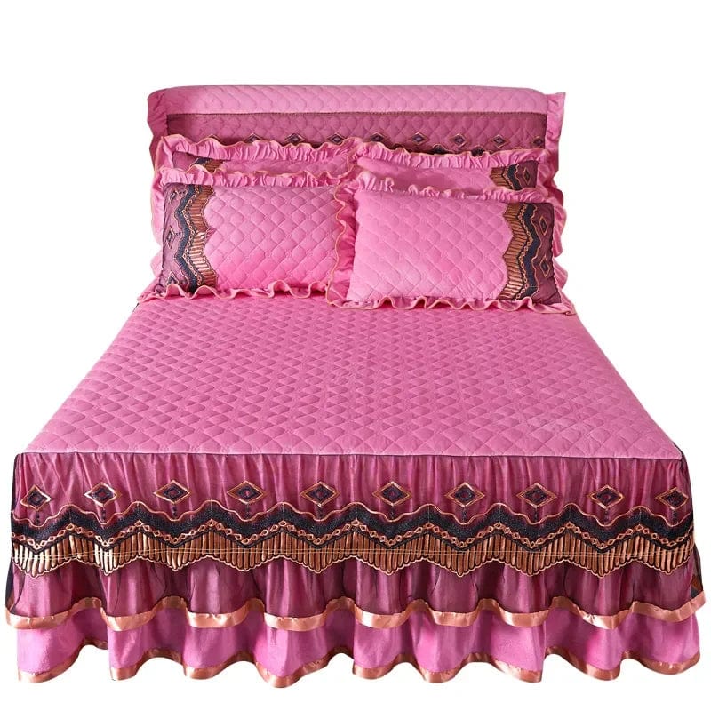 SHOWLU FASHION STORE AI WINSURE-European Lace Velvet Bedspreads Quilted, King Size, Luxury, Retro Soft Bedskirt Set, with 2 Pillow Shams, Queen