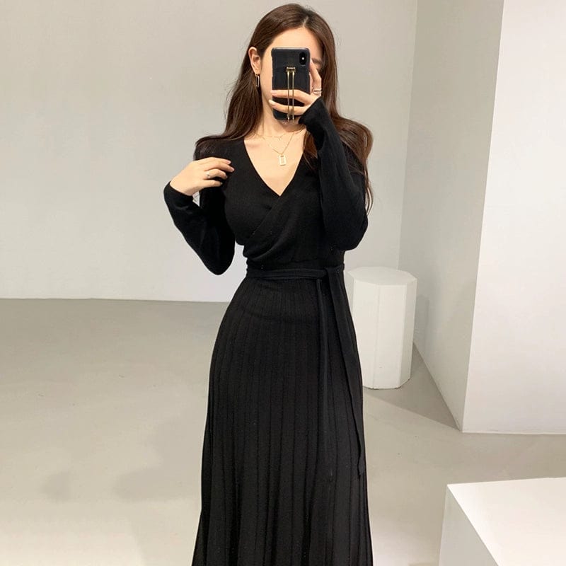 SHOWLU FASHION STORE Black / All yards Chic Cross Lace up Slimming Pleated Knit Dress