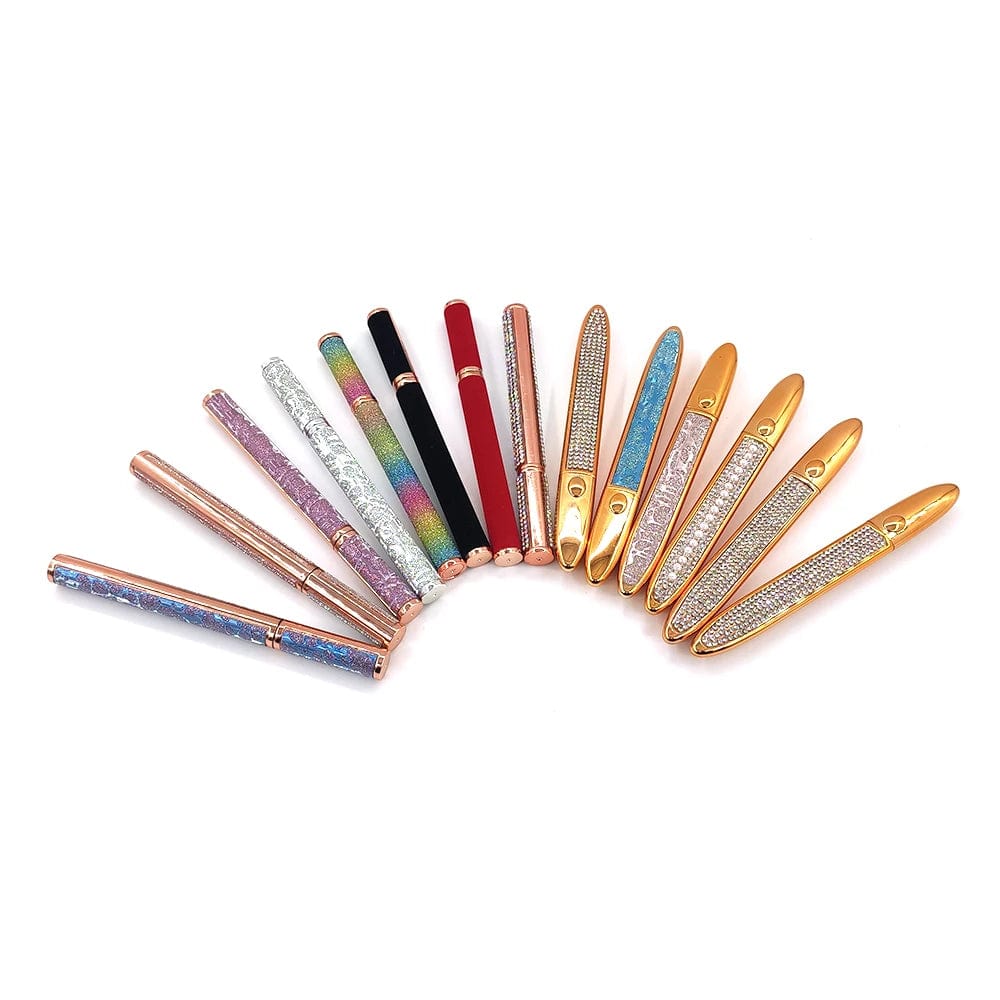 Showlu Waterproof Adhesive Eyeliner Pen with glitter for 3D mink lashes, black color, showcasing its precise tip and glossy finish.