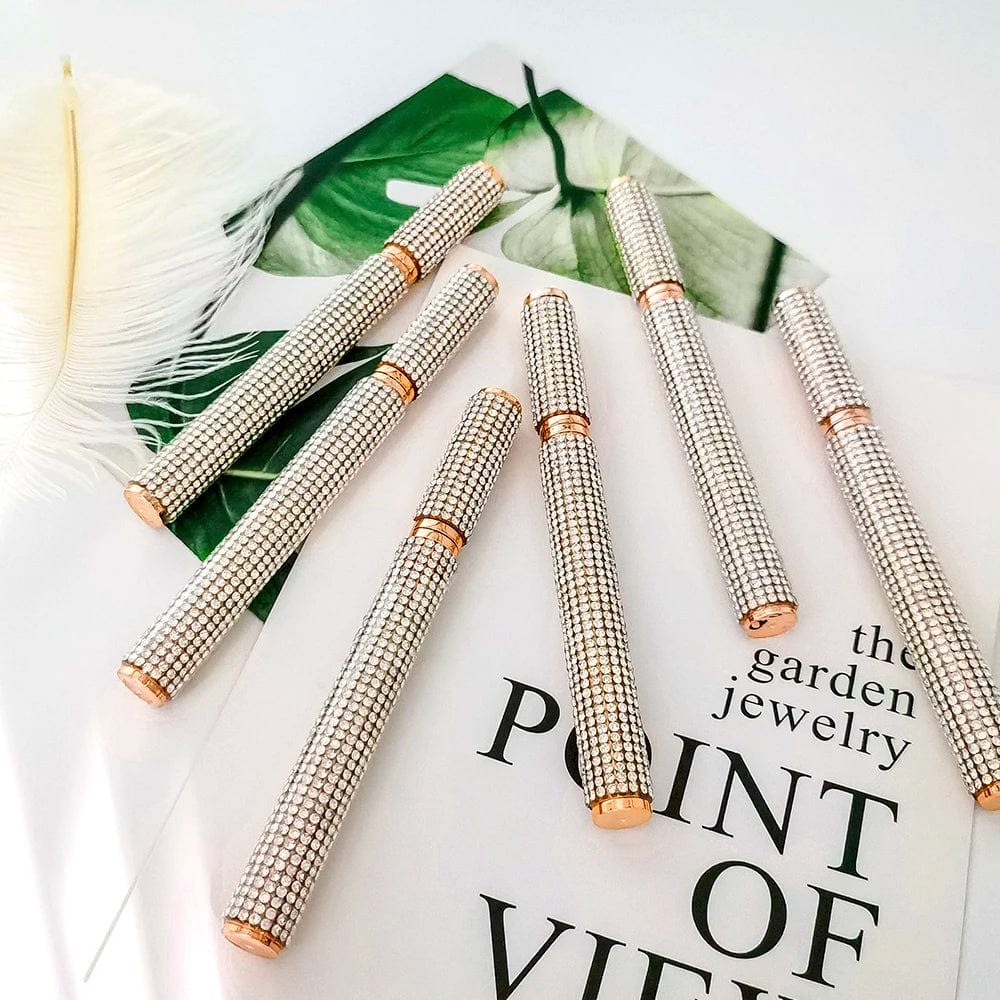 Showlu Waterproof Glitter Adhesive Eyeliner Pen for 3D Mink Lashes, featuring a black, glittery finish and precise application tip.