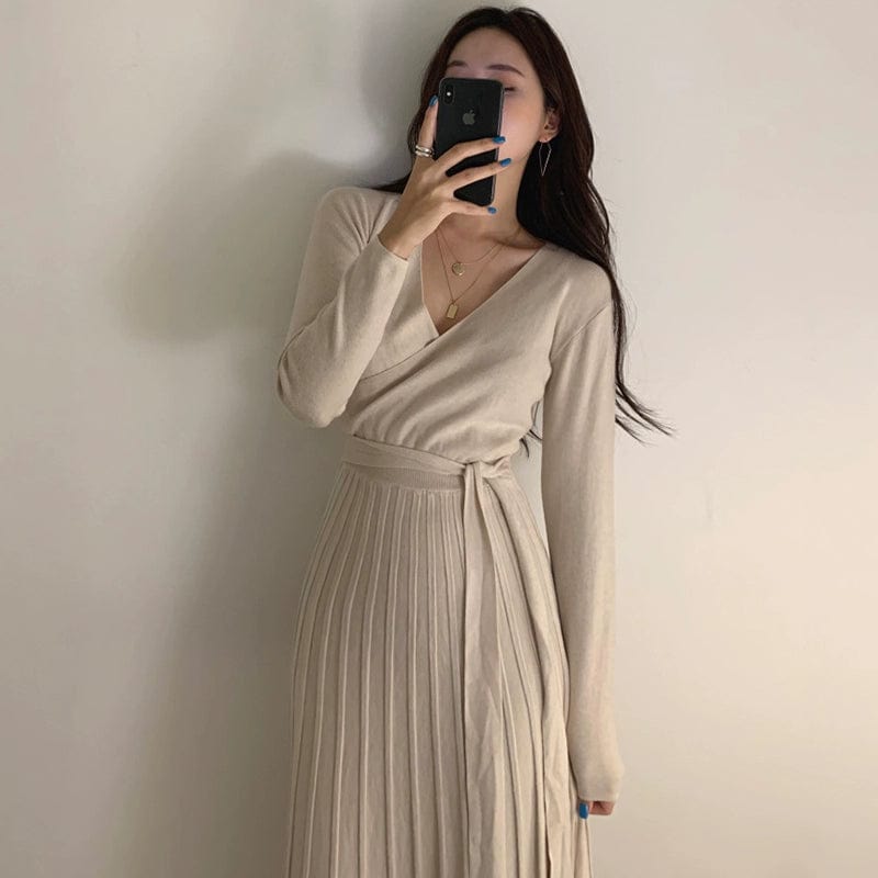 SHOWLU FASHION STORE Chic Cross Lace up Slimming Pleated Knit Dress