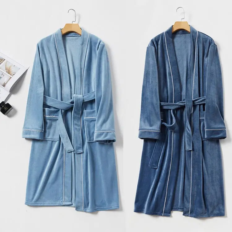 Showlu Men's fleece nightgown with long sleeves, warm, breathable velour fabric, and skin-friendly comfort.
