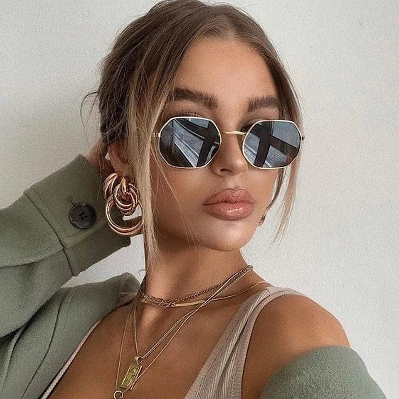 Showlu Fashion Women's square metal sunglasses with UV400 mirror lenses, stylish rectangular design, perfect for sunny days.