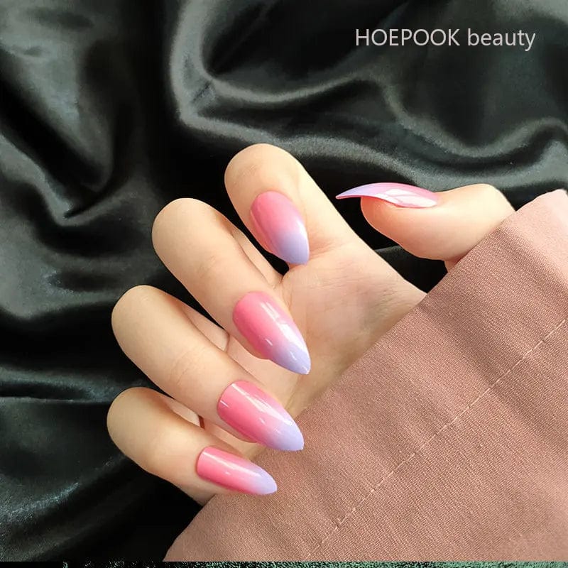 Light green striped press-on nails by Showlu Fashion Store, long coffin acrylic tips with gradient design, 24-piece set.