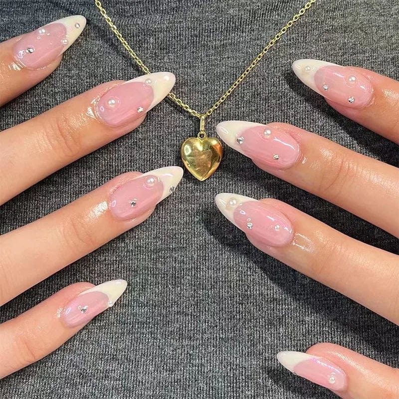 Light green stripe gradient press on nails by Showlu Fashion, long coffin acrylic tips, 24-piece set with seamless, removable false nails.