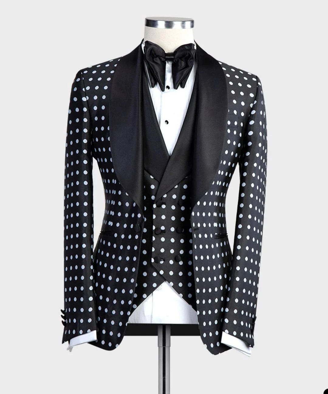 SHOWLU FASHION STORE Latest Design Black White Dots Mens Suits For Wedding Shawl Lapel Groom Tuxedos Slim Fit Terno Masculino Prom Party 3 Pieces Set