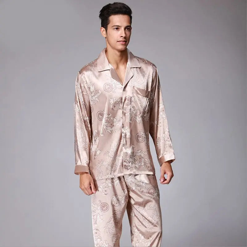 Showlu Fashion men's two-piece long-sleeved cotton pajama set with trousers, ideal for spring and summer sleepwear.