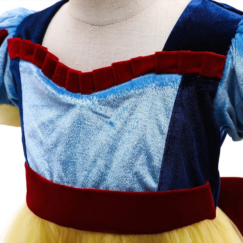 Velvet Snow White princess dress for girls, fancy birthday party costume with bow, perfect for kids' parties and costumes.