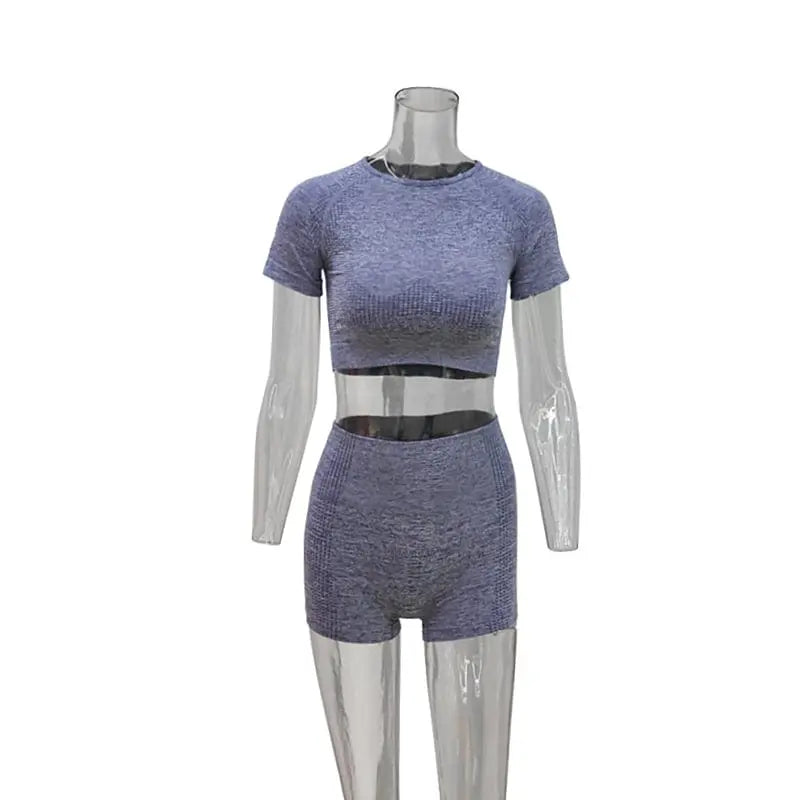 Showlu Women's seamless grey yoga set with high elasticity, perfect for fitness and outdoor yoga training, stylish sportswear.