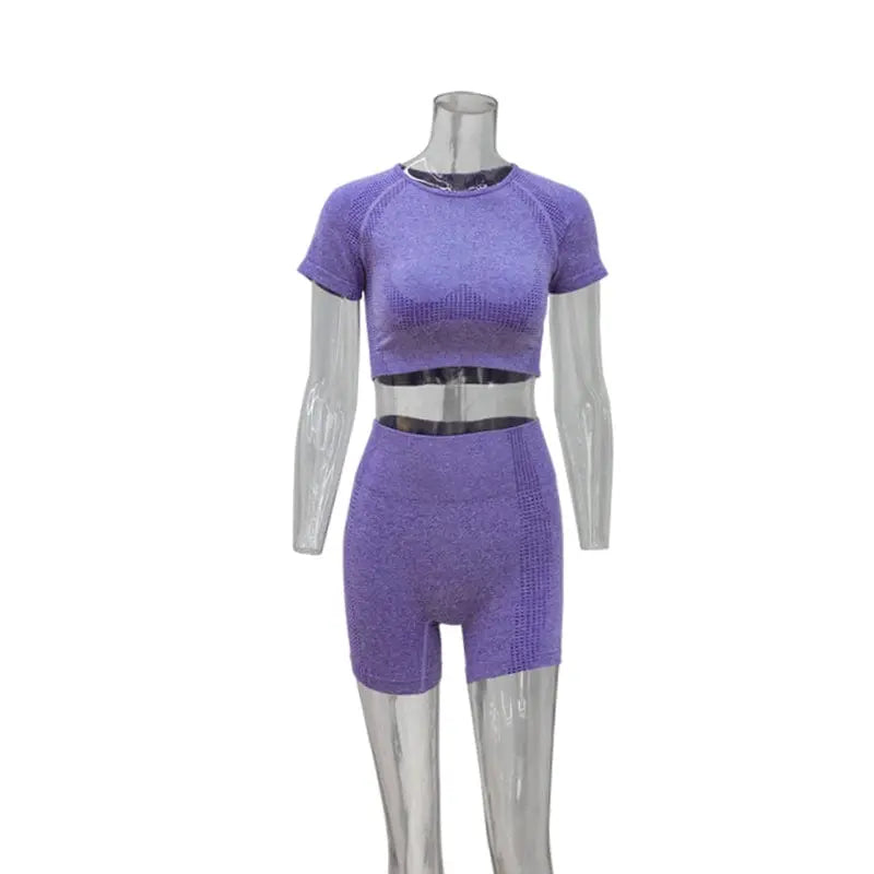 Showlu Women's Seamless Grey Yoga Set with high elasticity, ideal for fitness and outdoor training activities.