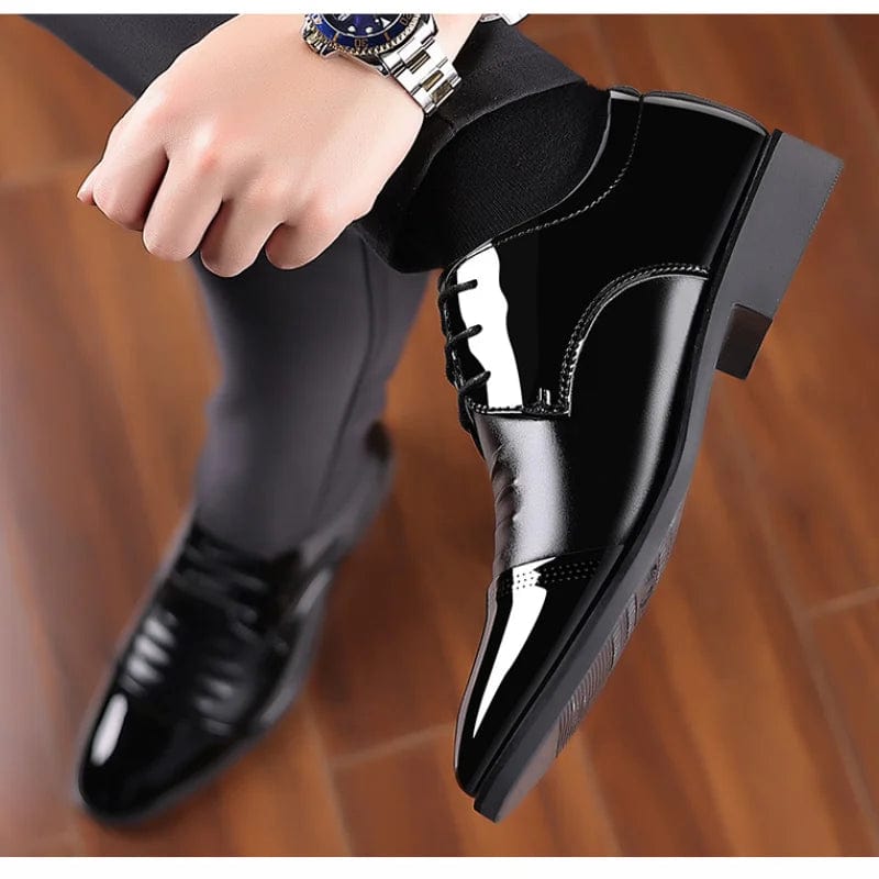  Showlu Fashion Store Men Dress Shoes Patent Leather Oxford Shoes Male Formal Shoes Big Size 38-48 Handsome Men Pointed Toe Shoes for Wedding