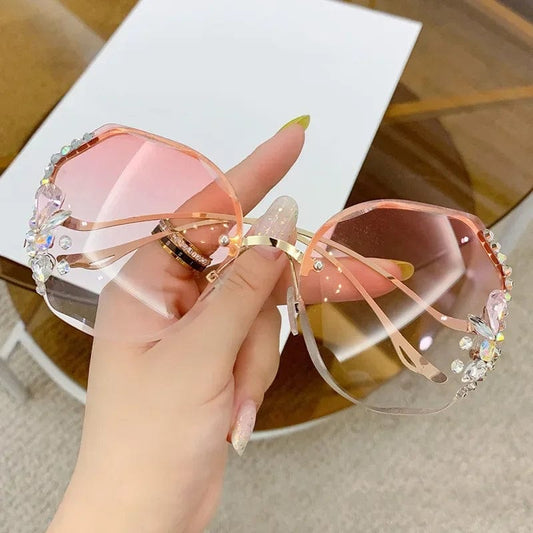  Showlu Fashion Store New Gradient Irregular High Cost Effective Glasses Fashion Luxury Rimless UV400 Cool Sun Glasses Women Men Shades Sunglasses