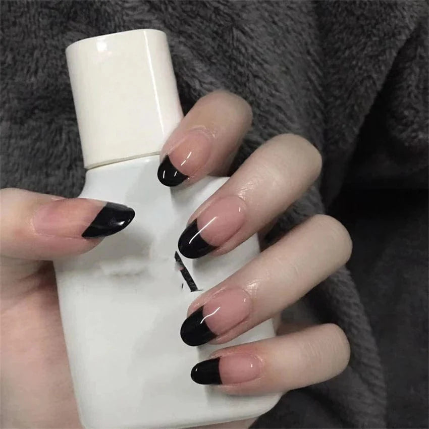 Showlu Pink Matte French Press on Nails with Leopard Design, 24-piece coffin-shaped acrylic false nails for stylish nail art.