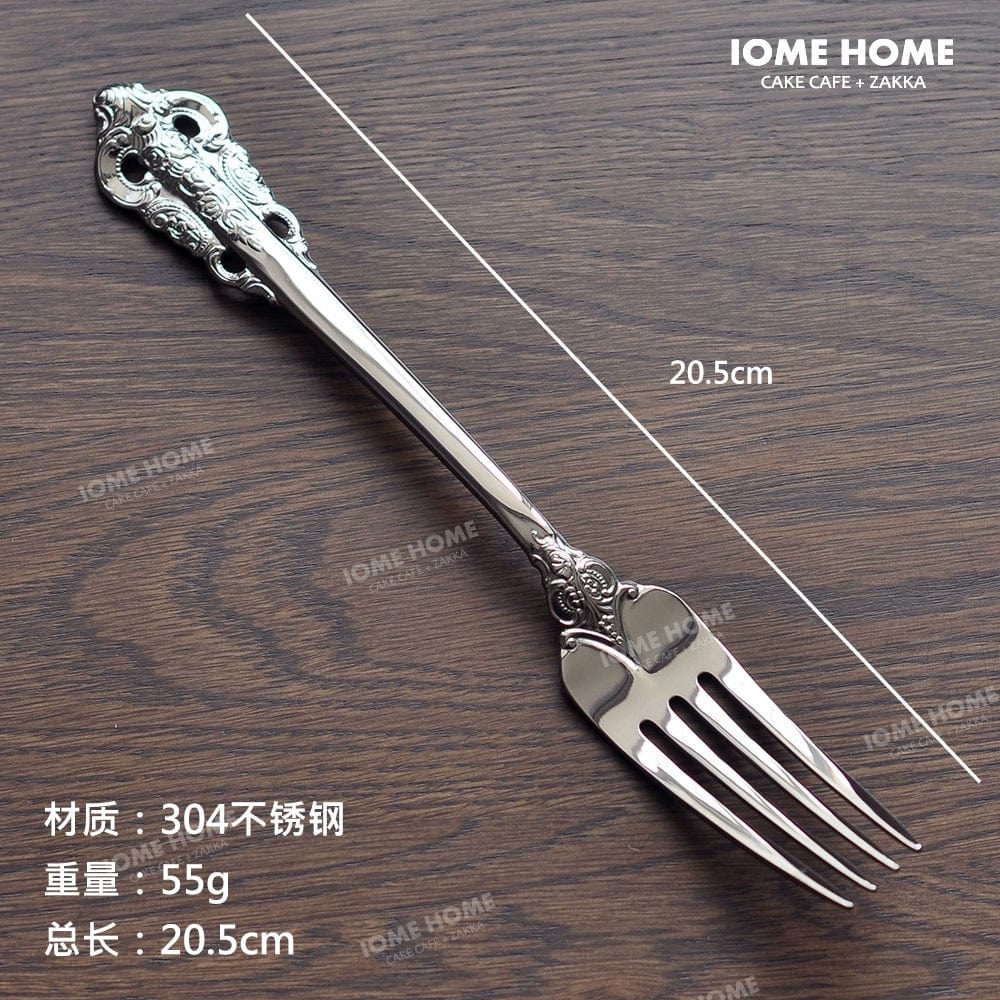 Showlu French Retro Relief Stainless Steel Spoon and Fork set for main meals and desserts, featuring elegant retro design.