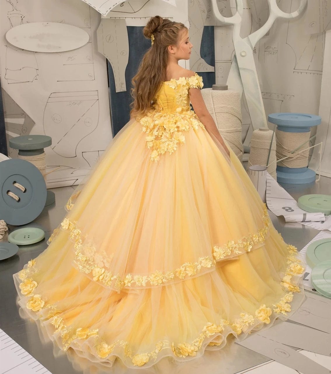  Showlu Fashion Store Yellow Flower Girls Dresses Appliques Lace Corset Back Girls Pageant Birthday Prom Gown First Communion Gowns