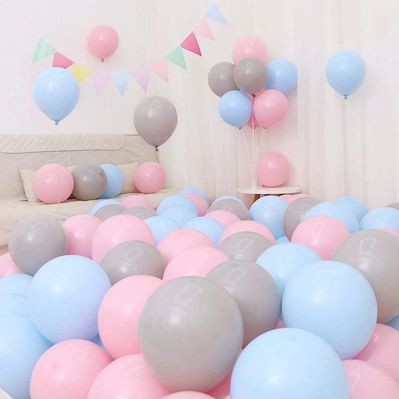 Showlu Macaron Blue Balloon Set with six blue and white balloons for birthday or graduation decoration scene.