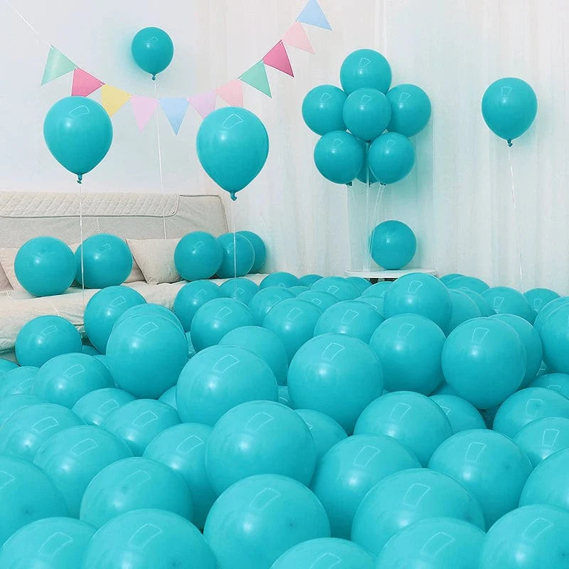 Six blue and white macaron-shaped balloons in a birthday decoration set, perfect for celebrations and festive events.