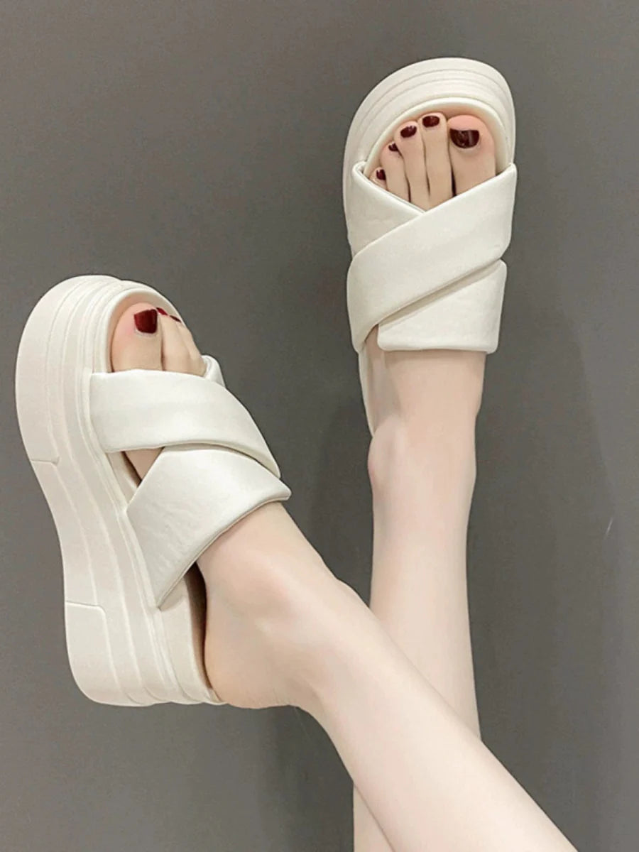 Thick King Women's platform muffin sandals with high heels, summer slip-ons, stylish outdoor footwear, Showlu Fashion.