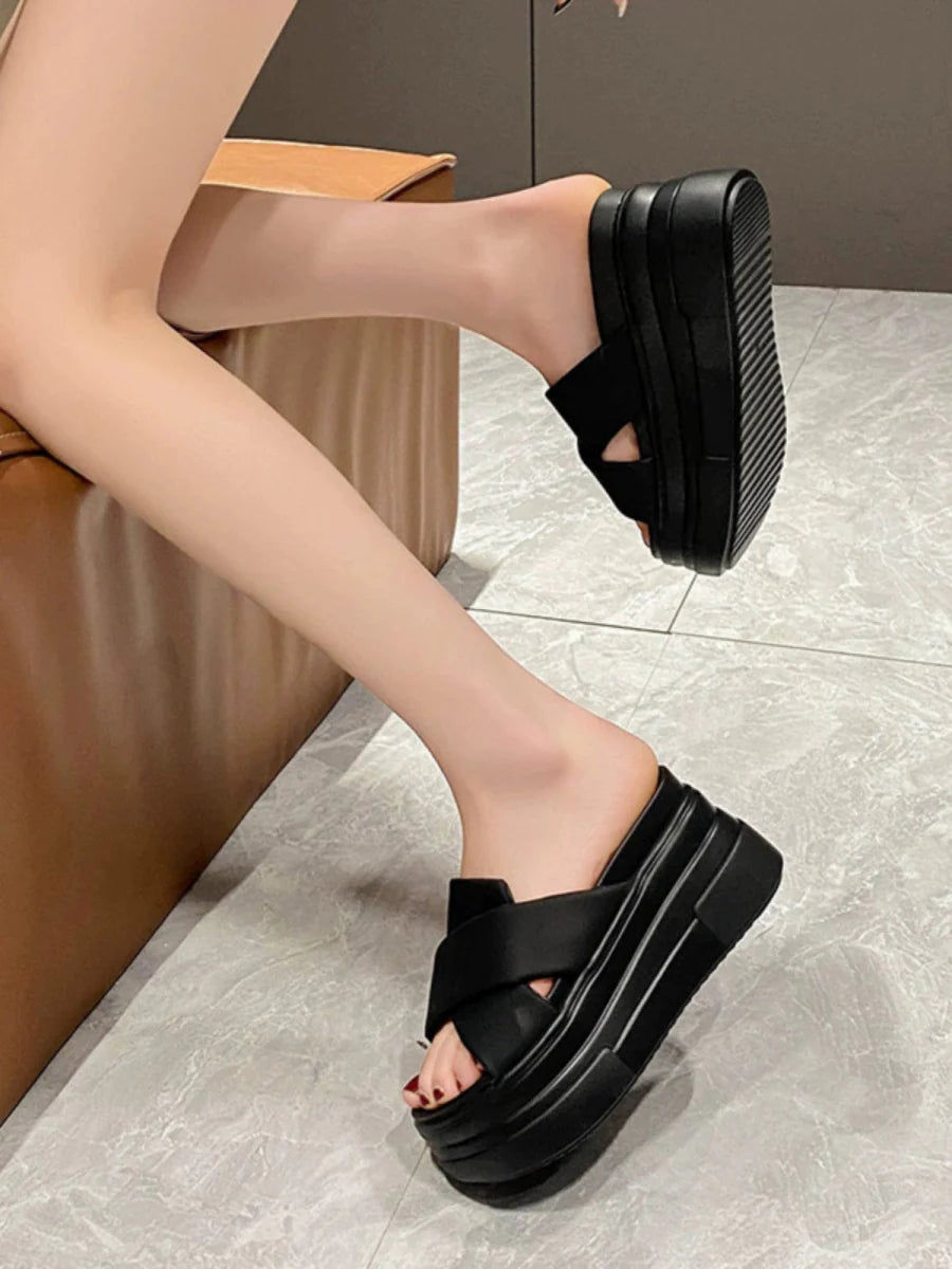 Thick King Women's Platform Muffin Sandals with high heel, summer slip-ons, stylish fashion footwear for women