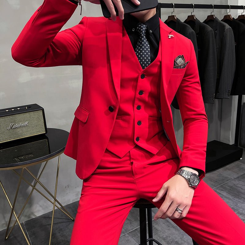Showlu Fashion men's slim-fit stage suit blazer in bright solid color, single-breasted design, perfect for performances or events.