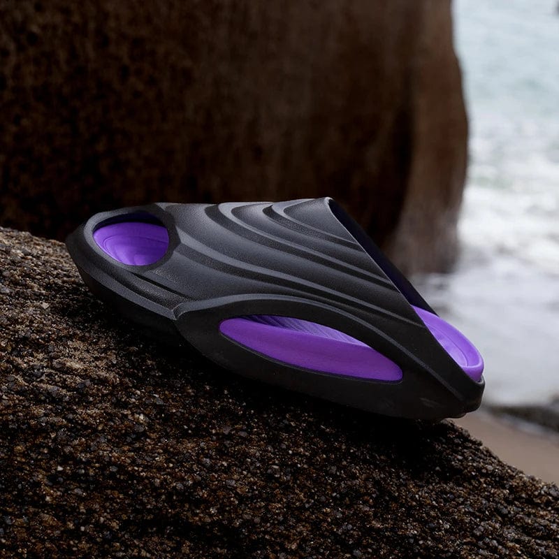 Showlu men's lightweight EVA beach slippers with breathable, anti-skid soles, casual and durable for comfortable outdoor wear.