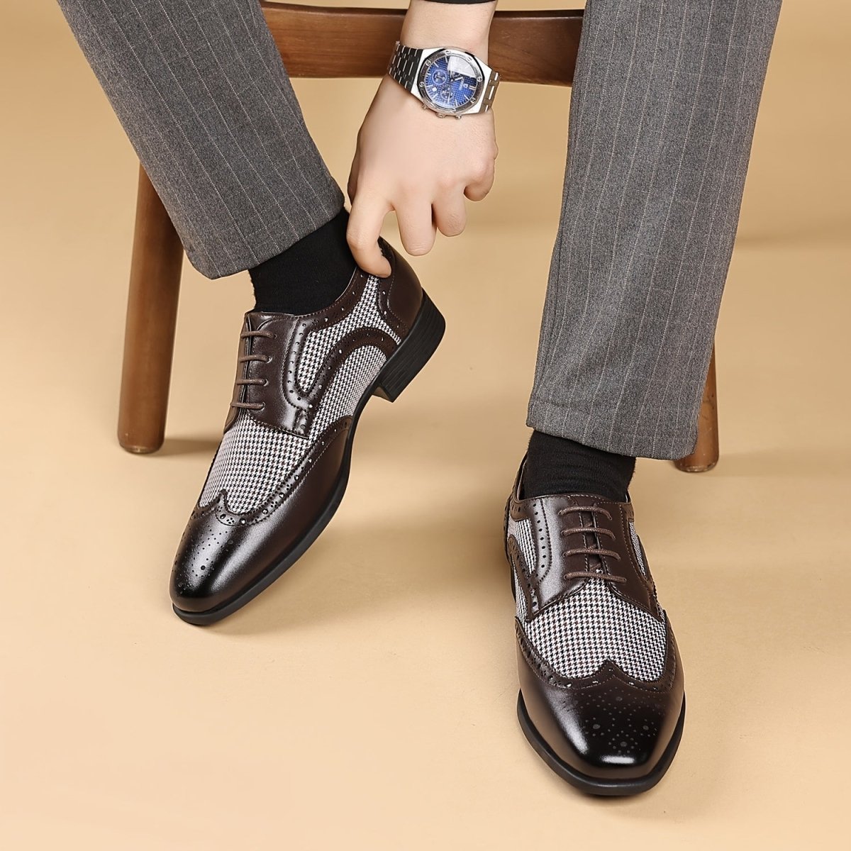 SHOWLU FASHION men's business casual shoes with square toe, lace-up design, PU fabric, rubber sole, and comfortable insole.