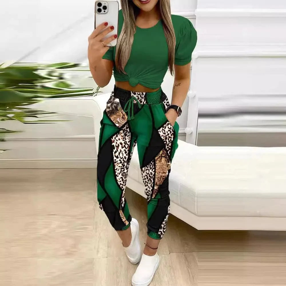 Women's printed two-piece casual short sleeve suit by Shuangfuxiang, featuring a loose, elegant summer trouser and top set.
