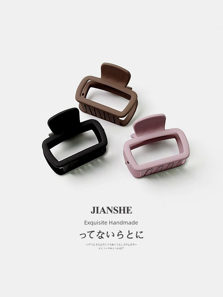 Showlu Fashion Square Shark Hair Clip in minimalist wild design, perfect for securing loose hair with a modern style.