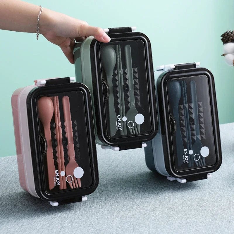 Showlu 304 stainless steel 2-layer leak-proof lunch box with secure latches, suitable for storing meals and snacks.
