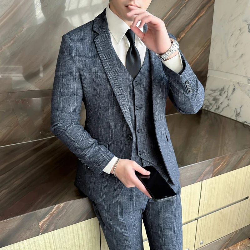 Showlu Fashion men's slim fit three-piece suit with vest and trousers, ideal for business and wedding occasions.