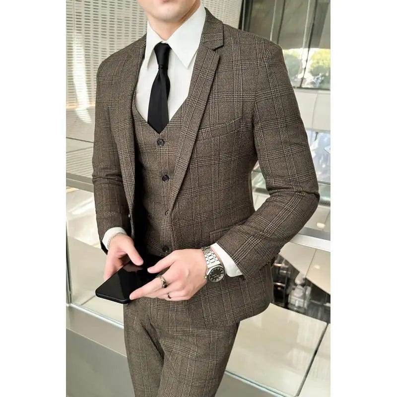 Showlu Fashion men's slim fit three-piece suit with vest, trousers, and jacket for business or wedding attire.