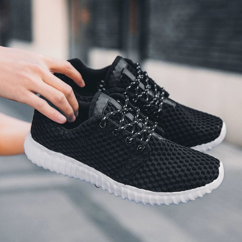 SHOWLU breathable casual shoes with shock absorption for middle school students, perfect for summer comfort and everyday wear.