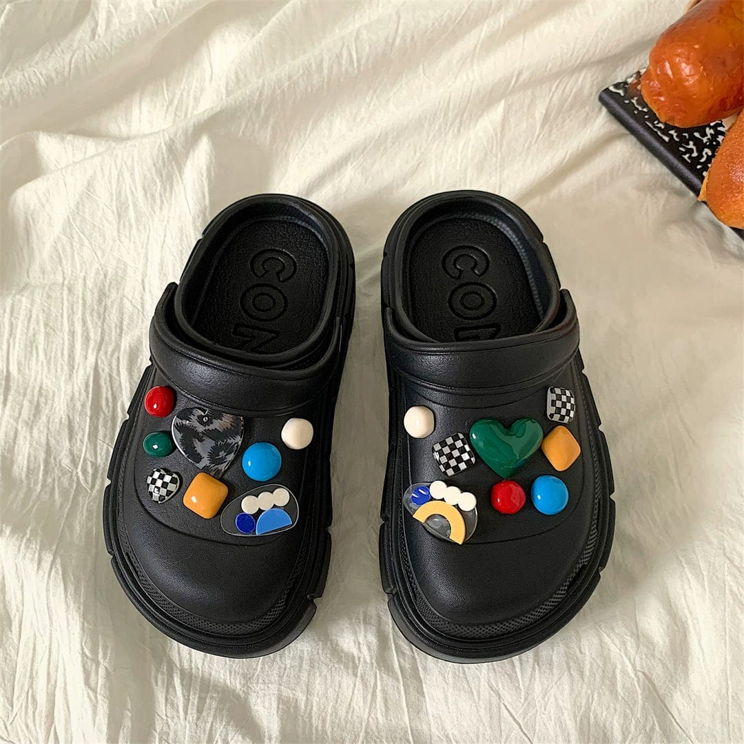 Showlu Black Platform Clogs for women, Japanese style EVA beach shoes with a chunky sole, ideal for summer beach wear.
