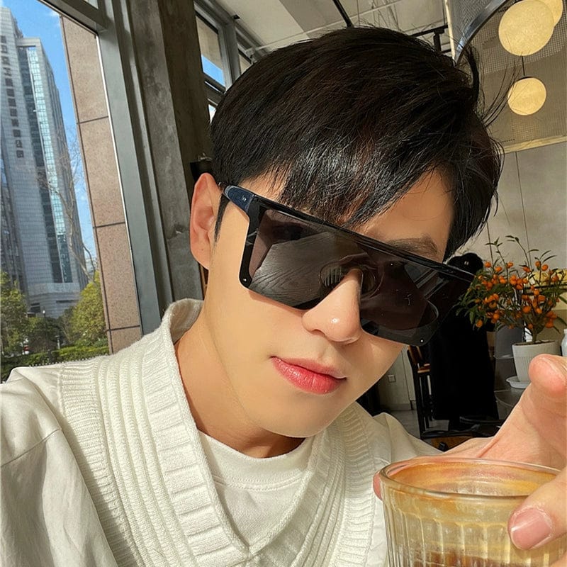 Showlu men's square one-piece sunglasses with retro K-style design, UV400 protection, featuring black plastic lenses for a sleek look.