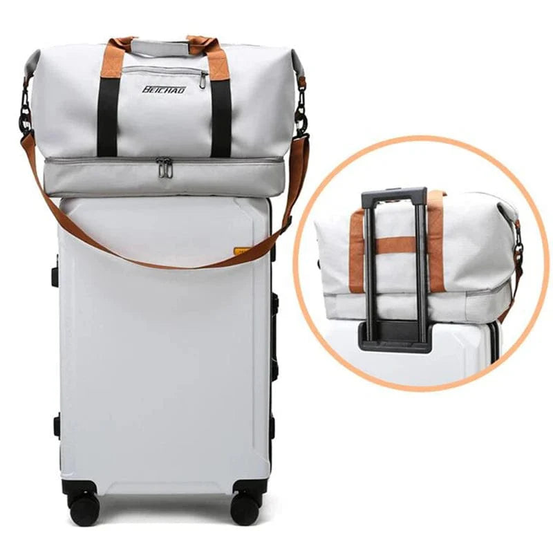 Large capacity LKEEP Oxford travel duffle bag with dry-wet separation, suitable for men and women, ideal for short-distance travel.