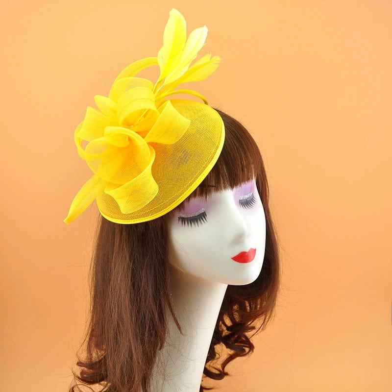 Showlu vintage bridal party jockey top hat with feather mesh hair clip, elegant headwear for wedding or special occasion.