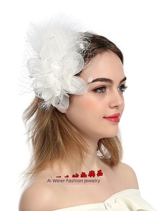 Vintage black and red feather hair clip by Showlu Fashion, featuring a noble side barrette with white feather accents.