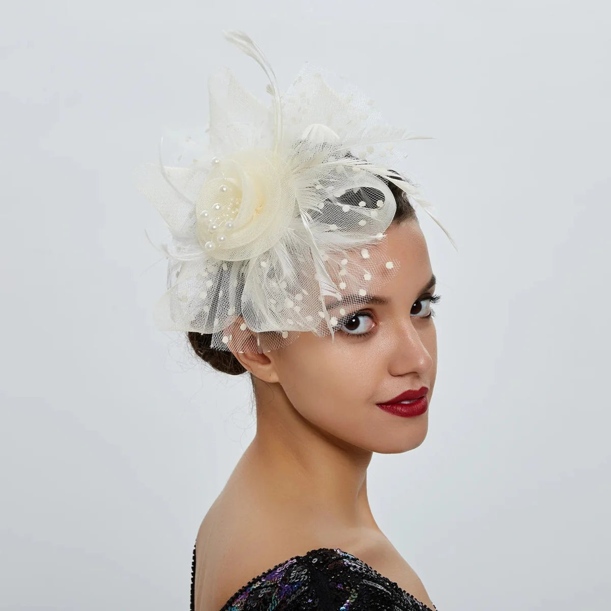 Showlu vintage feather flower fascinator hat with mesh veil, floral design, and hairband for women’s wedding or party accessories.