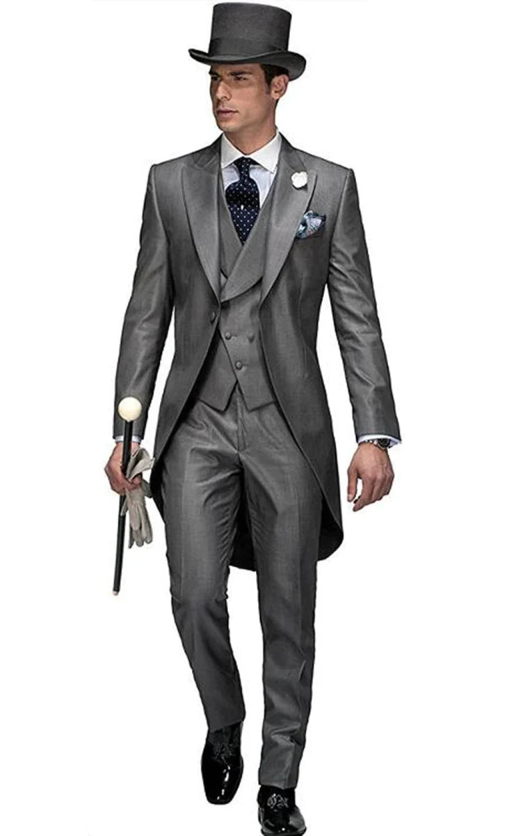 Kromoc men's 3-piece skinny fit suit with tailcoat, waistcoat, and trousers for wedding or prom, made of cotton wool by Showlu Fashion.