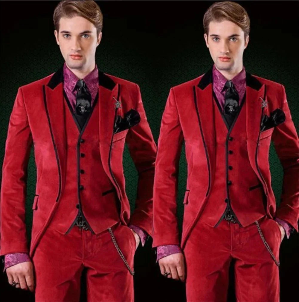Men's velvet wedding suit by SHOWLU FASHION, three-piece slim fit tuxedo with blazer, vest, and trousers for formal occasions.