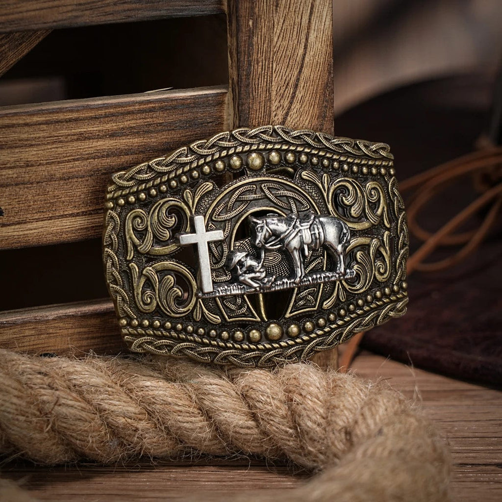 Vintage silver skull western belt buckle featuring cowboy rodeo style, suitable for men and women.