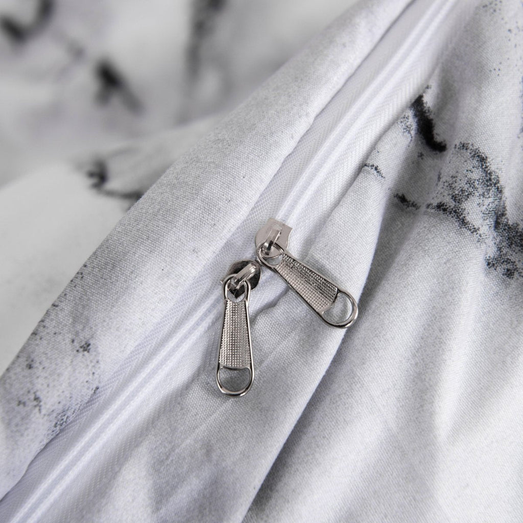 Showlu White Marble duvet cover set with two pillow shams, soft microfiber, lightweight, 3-piece bedding set for queen size bed