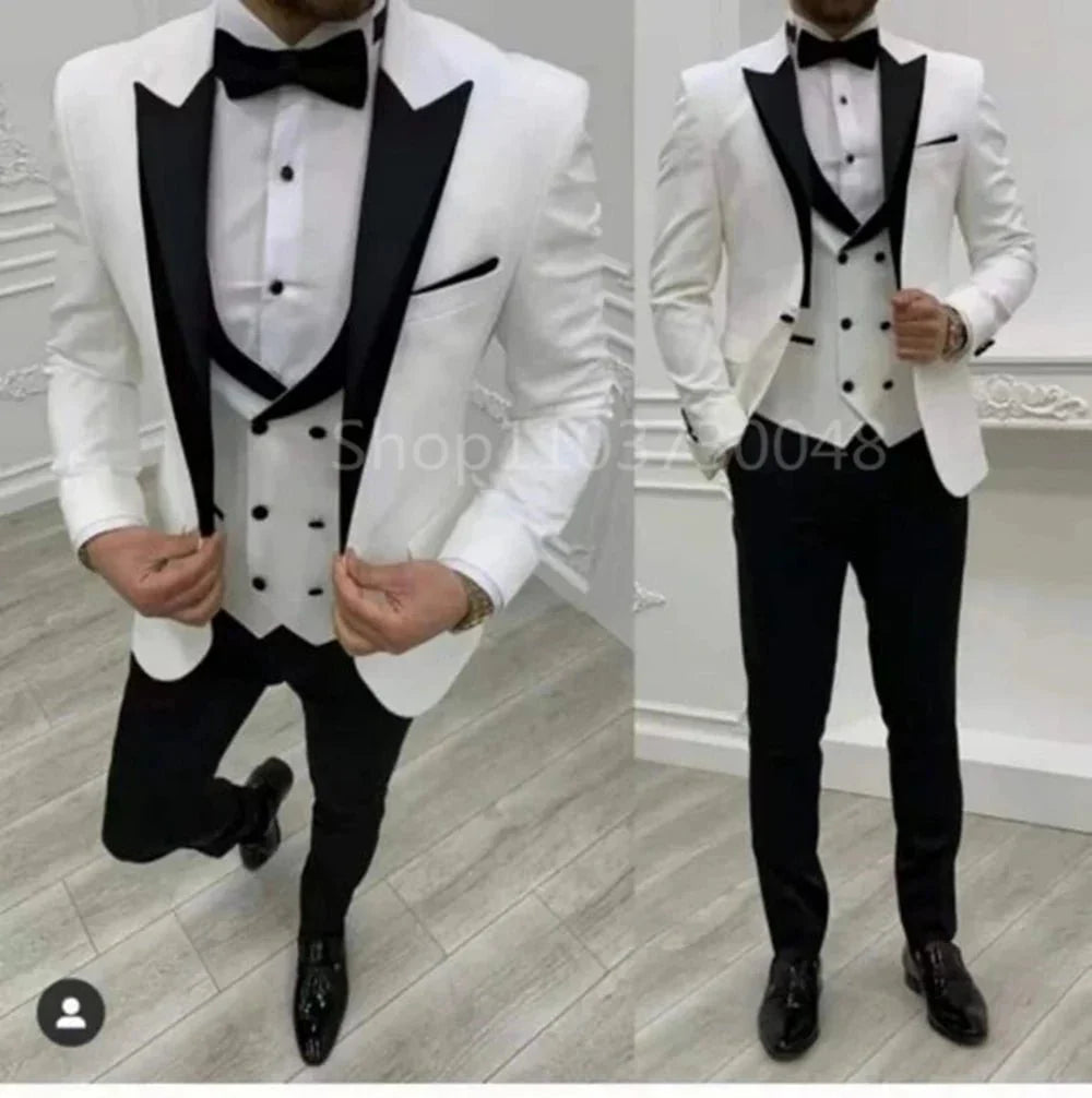 White Kromoc men's 3-piece business suit with slim fit wedding tuxedo, featuring a peak lapel blazer, vest, and trousers for formal occasions