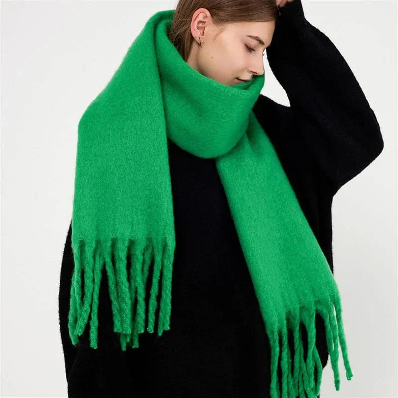 Luxury women's cashmere winter scarf with tassels, thick and warm, soft solid-color shawl perfect for cold weather.