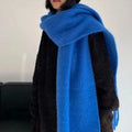 Luxury women's cashmere winter scarf with tassels, thick and warm, soft solid-color shawl for autumn and winter warmth.