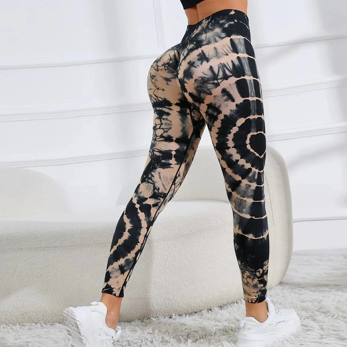Women’s leopard print seamless high waist leggings by Showlu Fashion, featuring a flattering fit and booty lifting design for fitness and gym wear.