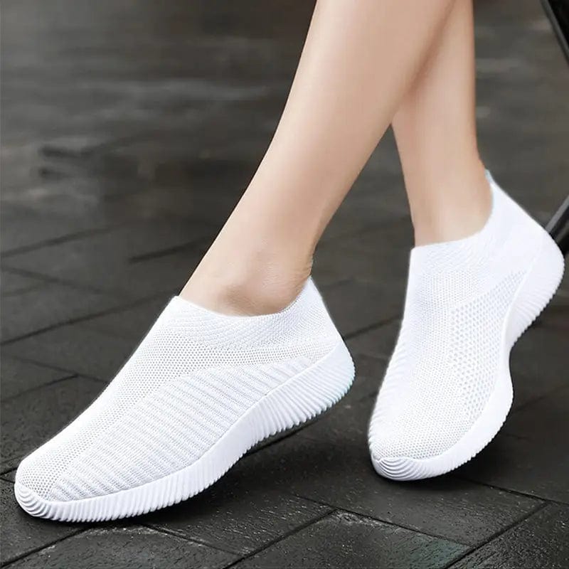Women’s slip-on vulcanized sneakers by LIZUXIE with cotton fabric, casual walking flats, high-quality loafers, size 42.