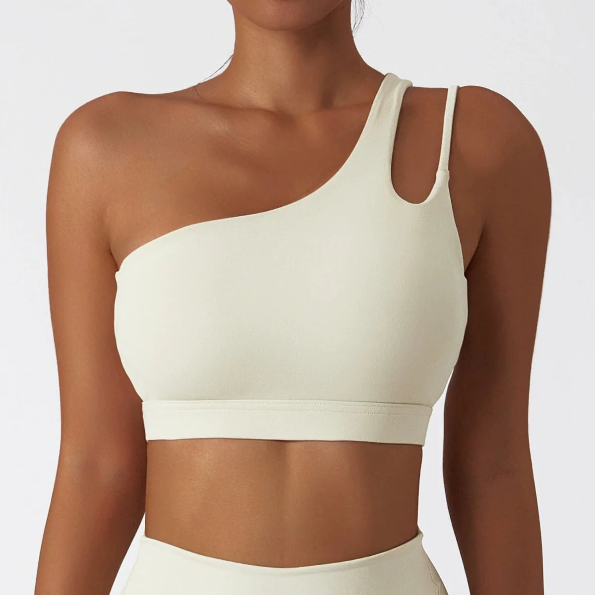 Showlu Fashion women's nylon yoga sports bra with full cup support, designed for running and active fitness.
