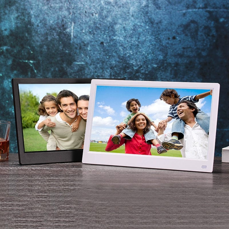 Yunzhixing 10-inch IPS digital photo frame displaying photos and videos on a sleek electronic photo album screen.