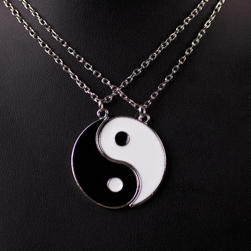 Showlu Fashion Store 0 Hot Selling Yin And Yang Stitching Alloy Two Petals Pisces Couple Pendant Necklace Fashion Jewelry Accessories Birthday Gift